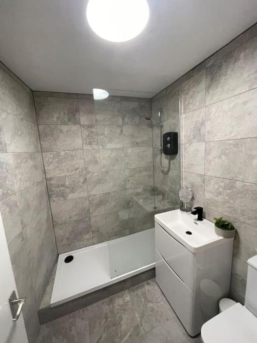 Modern 2 Bedroom City Apartment Glasgow Kültér fotó